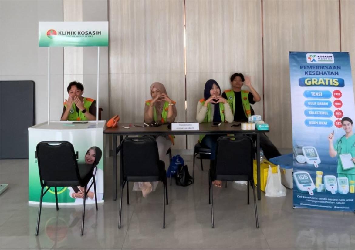 Dukung Kesehatan Jamaah, Klinik Kosasih Medika Gelar Screening Gratis di Acara “Indonesia Berdzikir” Masjid Al-Bakrie